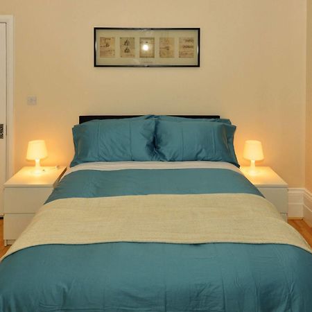 W14 Apartments London Bagian luar foto
