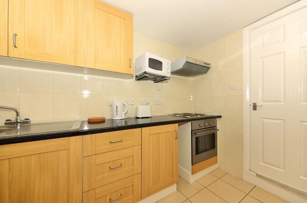 W14 Apartments London Bagian luar foto