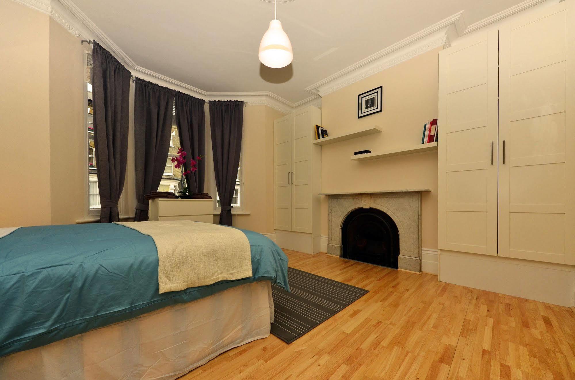 W14 Apartments London Bagian luar foto