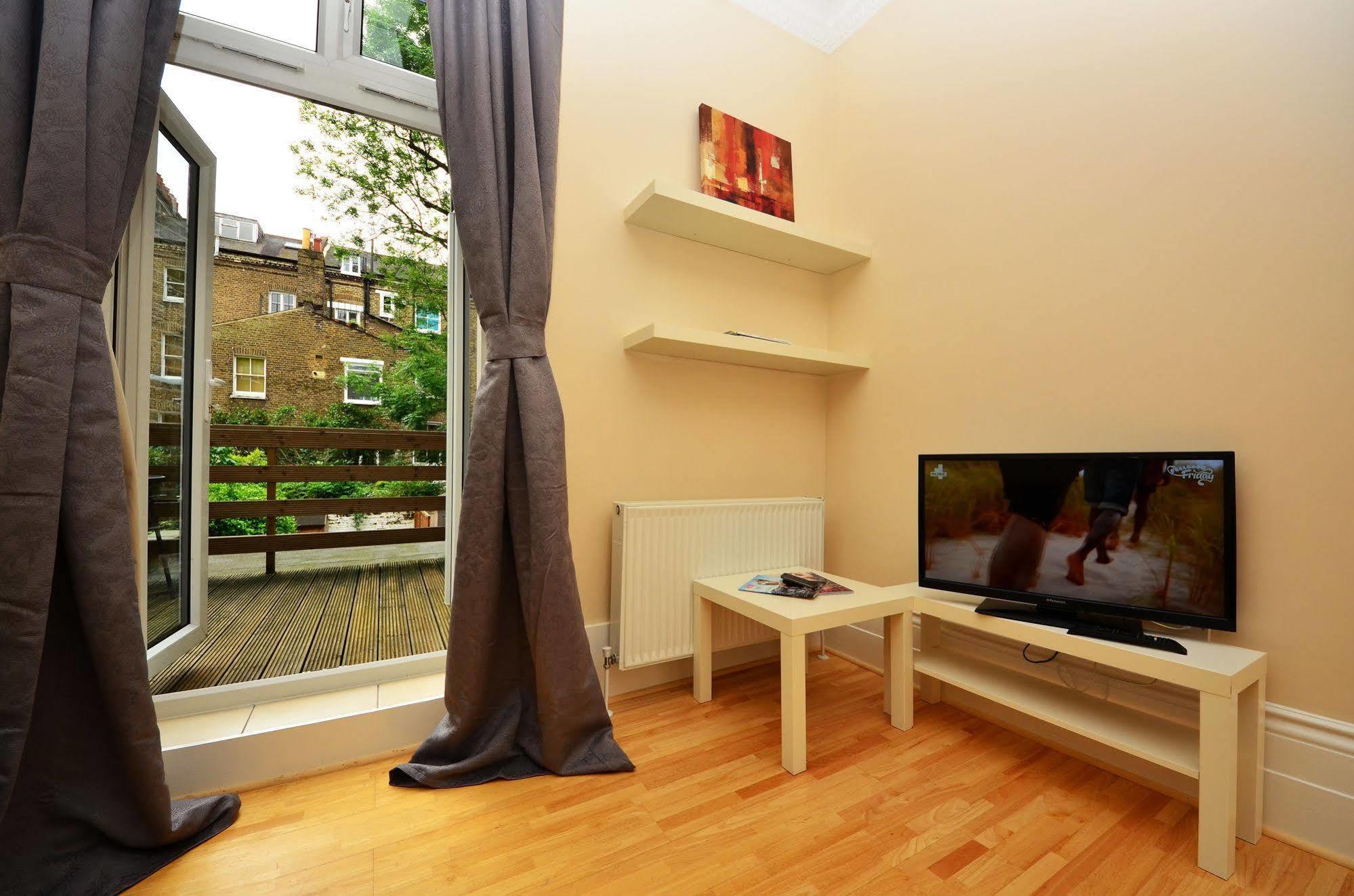 W14 Apartments London Bagian luar foto