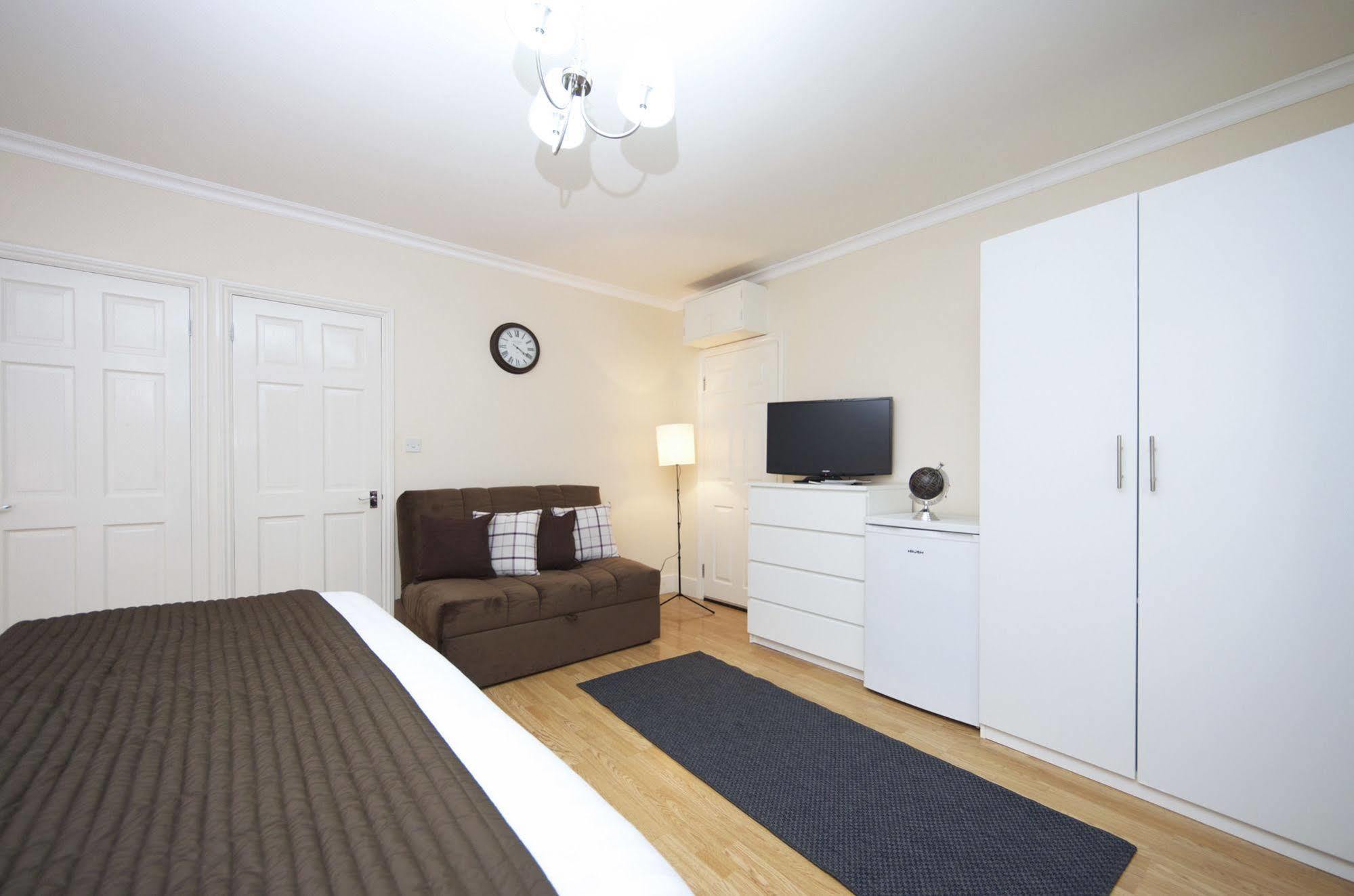 W14 Apartments London Bagian luar foto