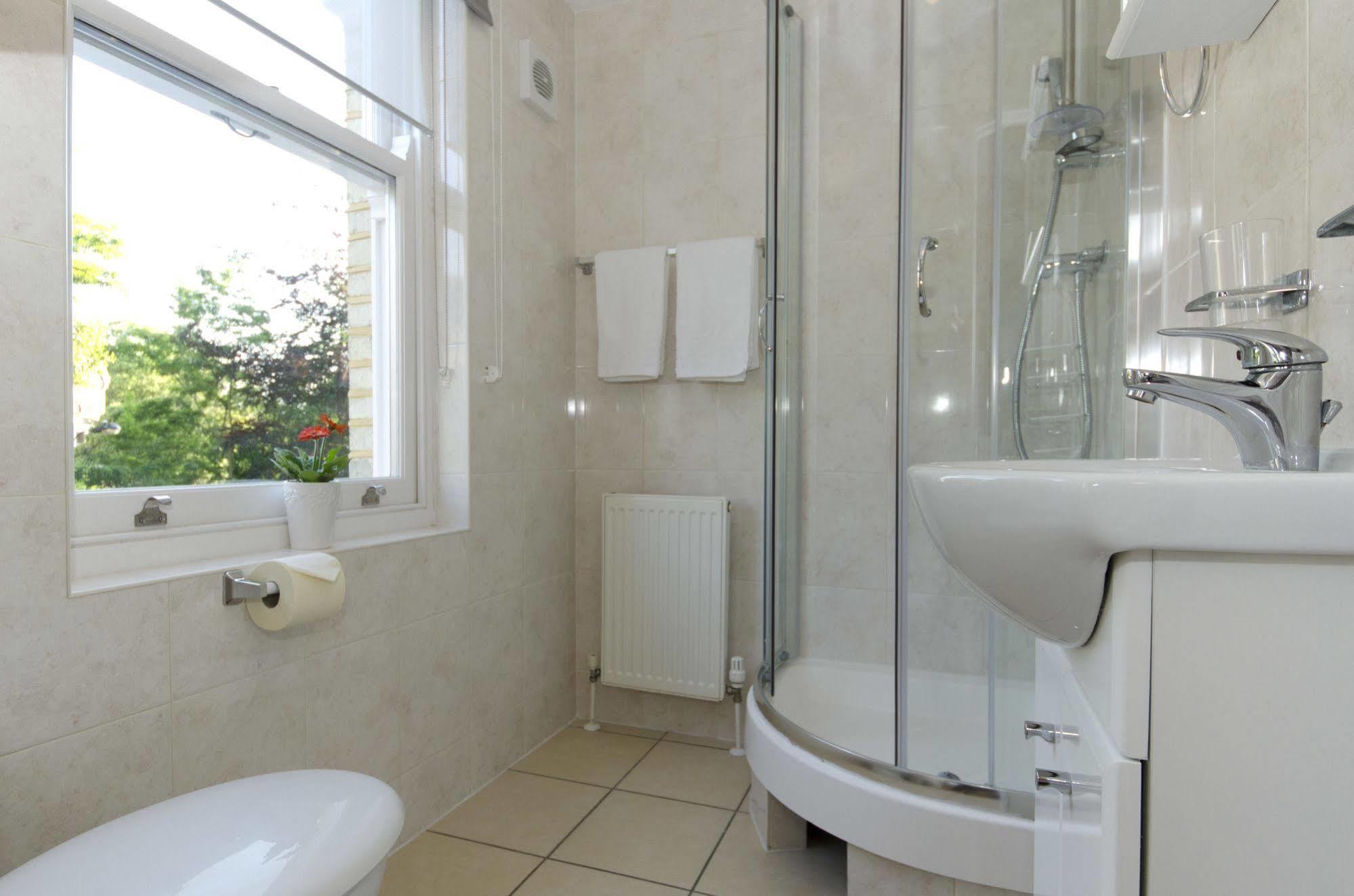 W14 Apartments London Bagian luar foto
